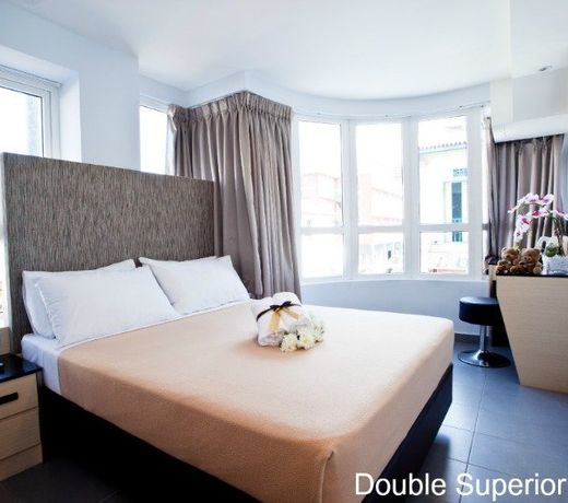 Sandpiper Hotel