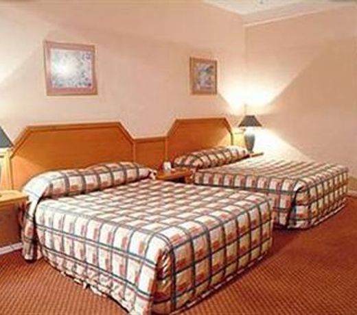 Gooderson Tropicana Hotel