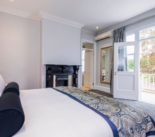 Avondale Boutique Hotel