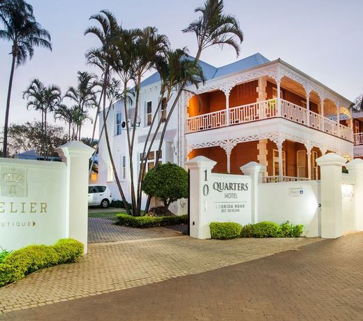 Quarters Hotel