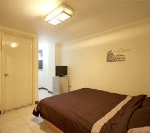 Lucky Apartment Zhongxiao Guangfu