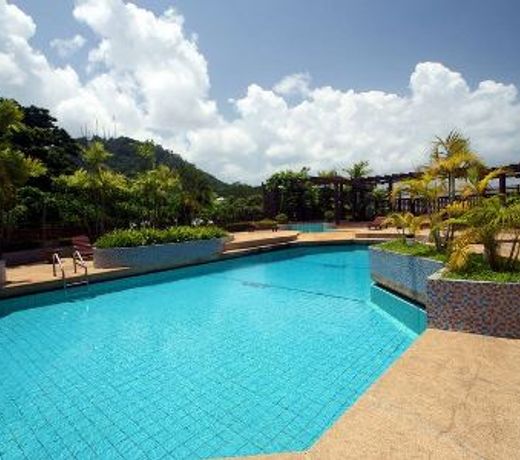 Phuket Merlin Hotel - SHA Plus