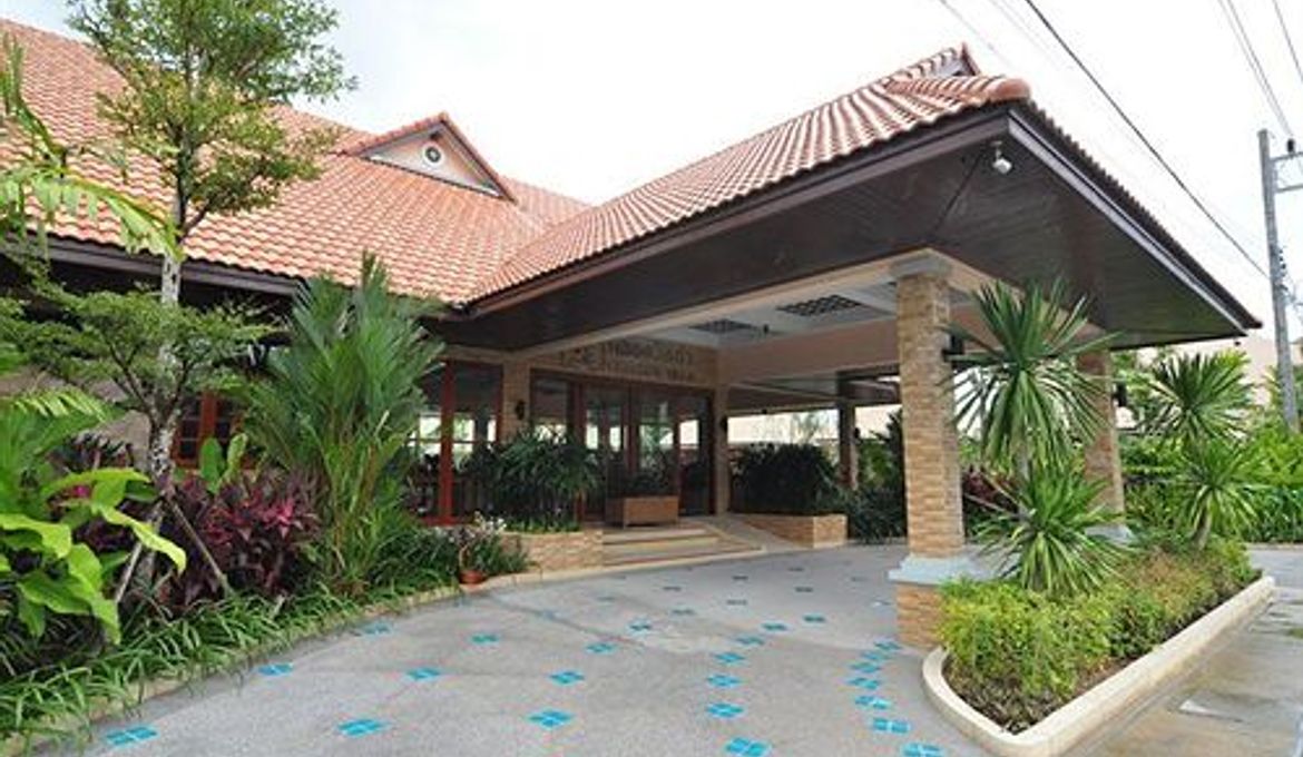 Chalong Villa Resort and Spa