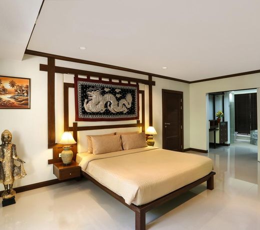 Karon View Apartments