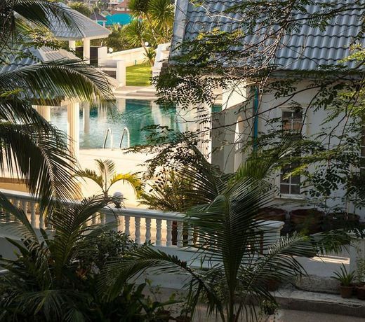 Eden Resort