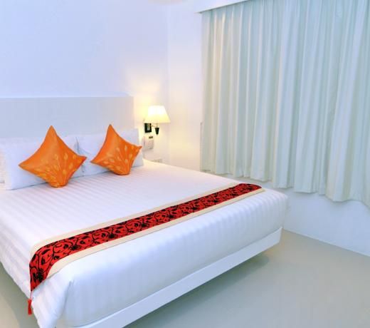 Grand Sunset Hotel