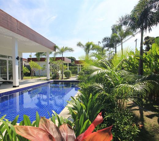 Black Lotus Resort & Spa