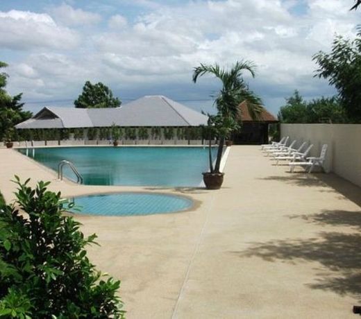 Tai-Pan Resort and Condominium