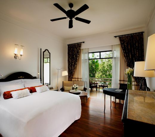 Centara Grand Beach Resort & Villas SHA Extra Plus