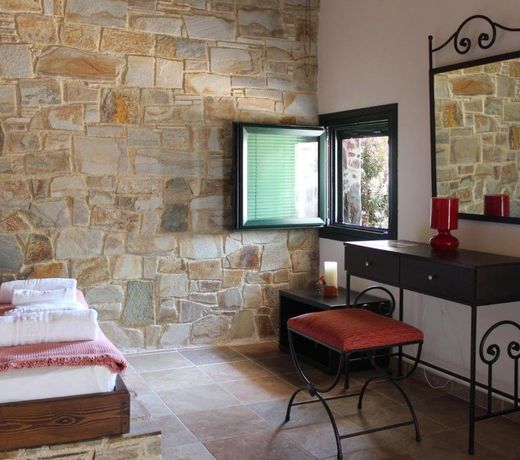 Ikaria Utopia - Cusco Studios