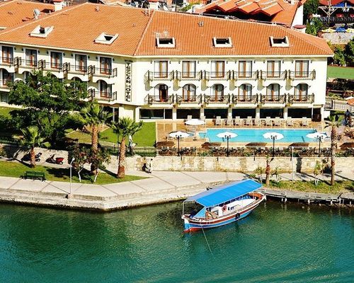 Dalyan Tezcan Hotel - Далян - фото 1