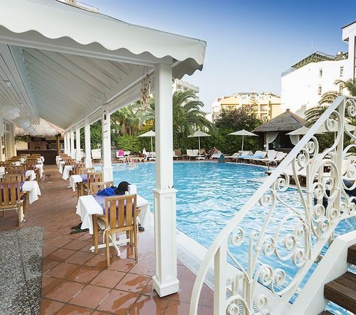 Hawaii Hotel