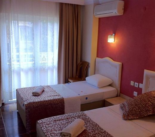 Marsyas Hotel