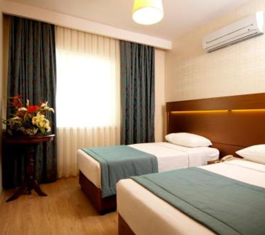Supreme Hotel