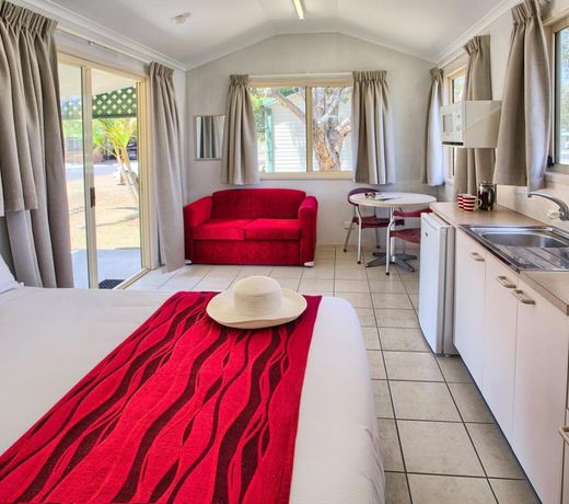 Glen Villa Resort