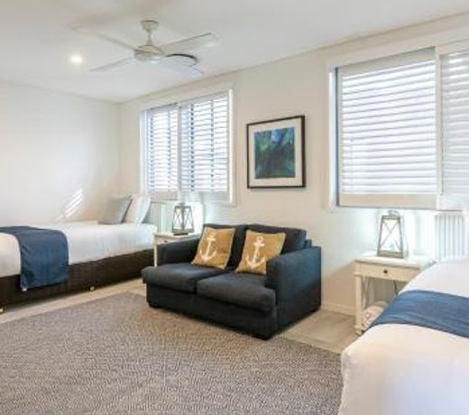 Bay Royal Apartments