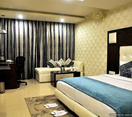 Hotel Diamond Plaza