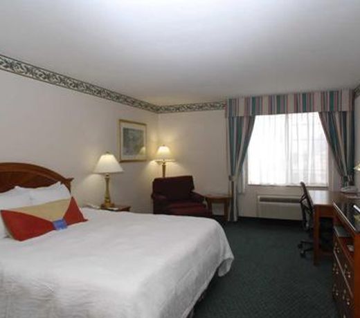 Hilton Garden Inn Bakersfield