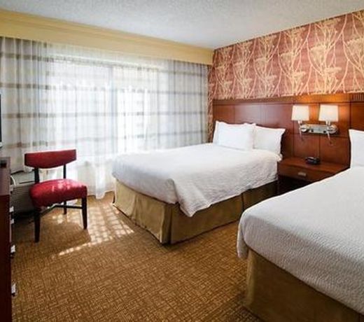 Courtyard by Marriott Bakersfield