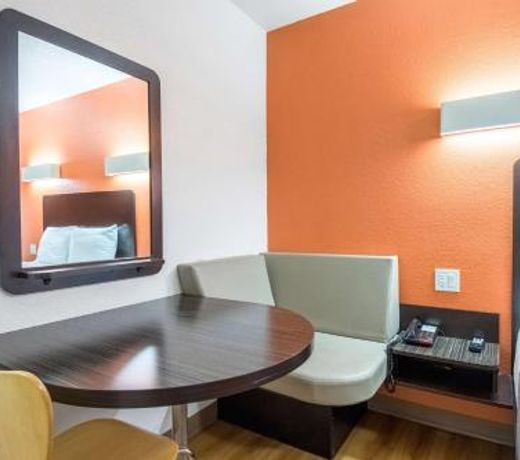 Motel 6 Bakersfield