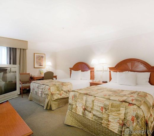 La Quinta by Wyndham Bakersfield North