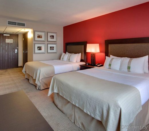 Holiday Inn Hotel & Suites Bakersfield, an IHG Hotel