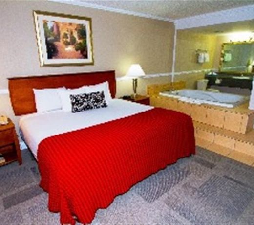 Hourglass Hotel, Ascend Hotel Collection
