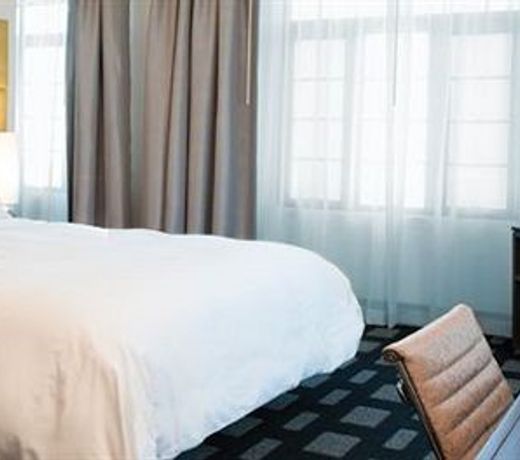 Padre Hotel
