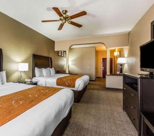 Comfort Suites Bakersfield