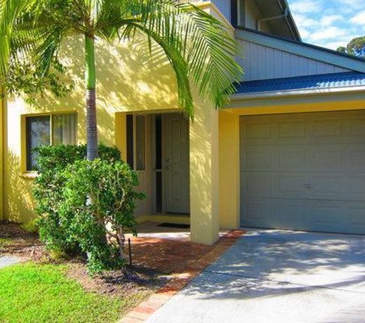 Byron Lakeside Holiday Apartments