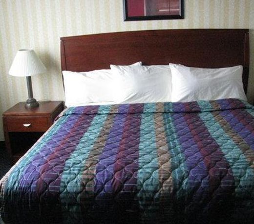 Super 8 by Wyndham Sacramento