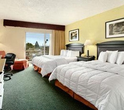 Ramada by Wyndham Sacramento