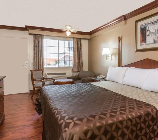 Knights Inn San Bernardino