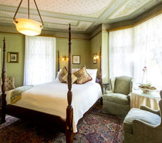 Simpson House Inn
