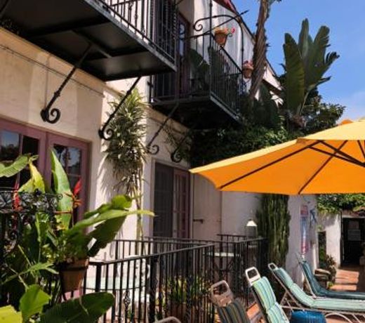 Villa Rosa Inn