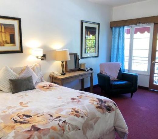 Villa Rosa Inn