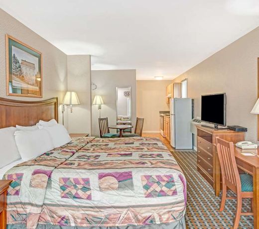 Days Inn by Wyndham Ridgefield