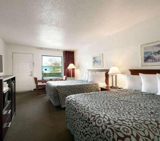 Days Inn by Wyndham Clearwater/Central