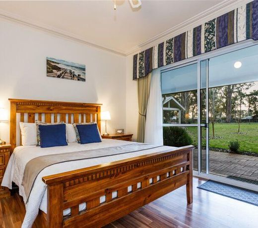 Inn The Tuarts Guest Lodge Busselton Accommodation - Adults Only