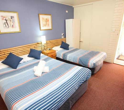 Bundaberg Coral Villa Motor Inn