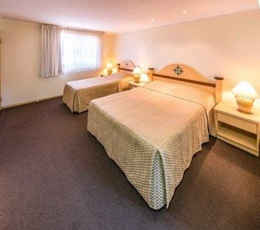 Villa Mirasol Motor Inn