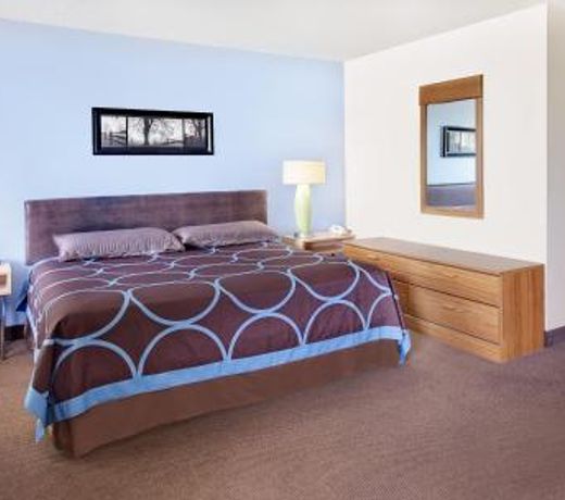 Super 8 by Wyndham Newburgh/West Point Stewart Intl Airport