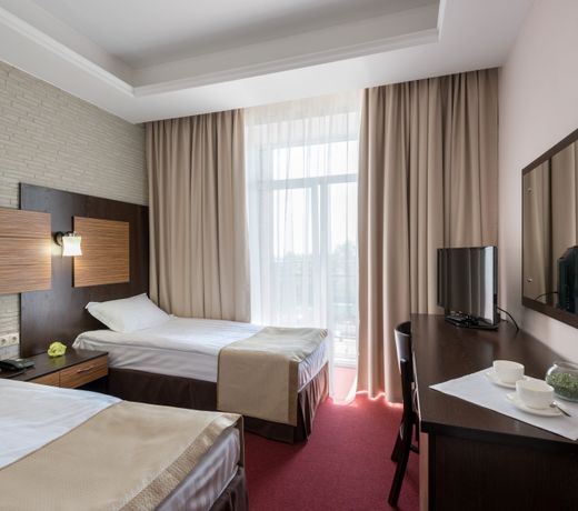 Hotel N