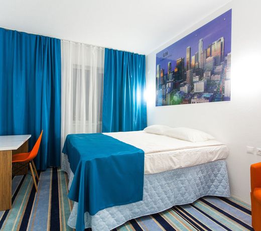 Global Sky Apartments