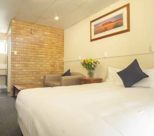 Acacia Motor Inn