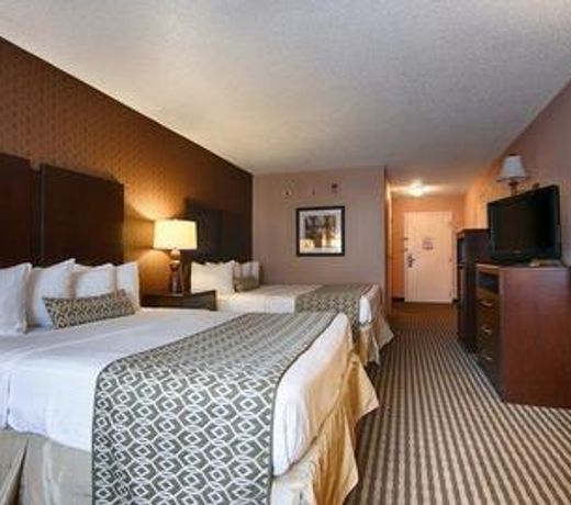 Best Western Plus University Inn Steubenville - CLOSED