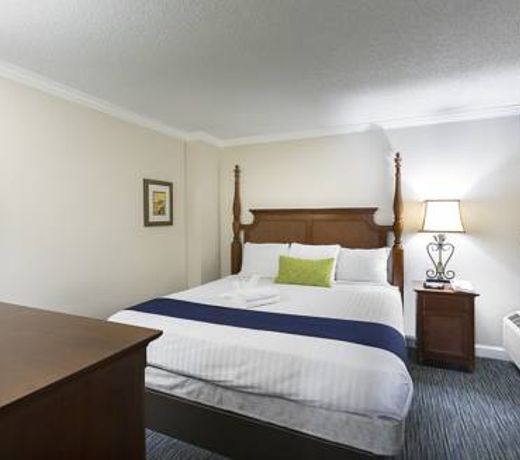 Sea Crest Oceanfront Resort