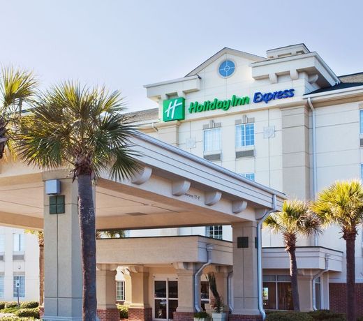 Holiday Inn Express Myrtle Beach-Broadway at the Beach, an IHG Hotel