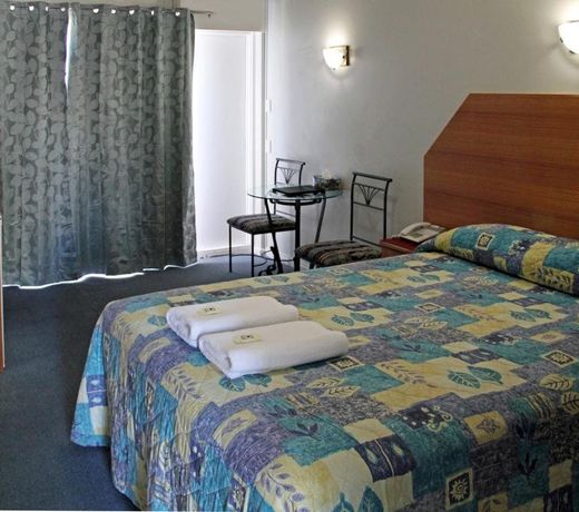 Bunbury Welcome Inn