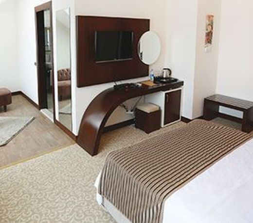 Lavin Hotel